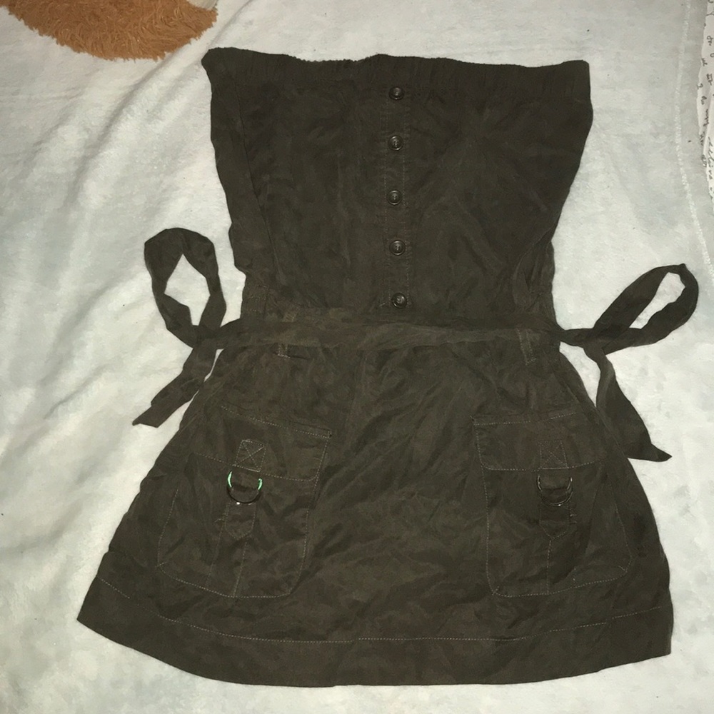 Im selling a green romper from forever21